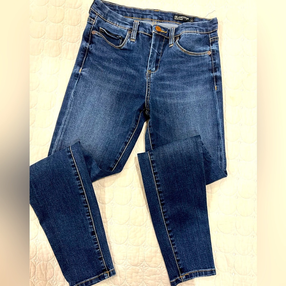Blank NYC Mid Rise Skinny Stretch Dark Wash Size 28